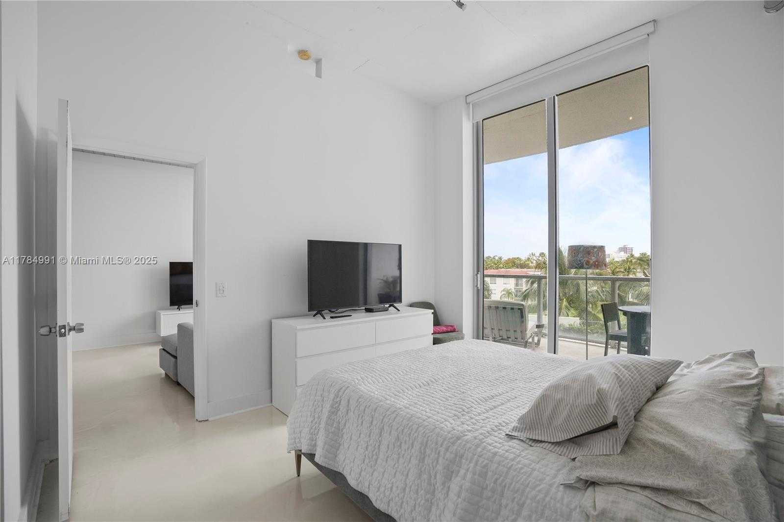 Small Image of 3029 NORTH EAST 188TH ST #408, Aventura Number 25