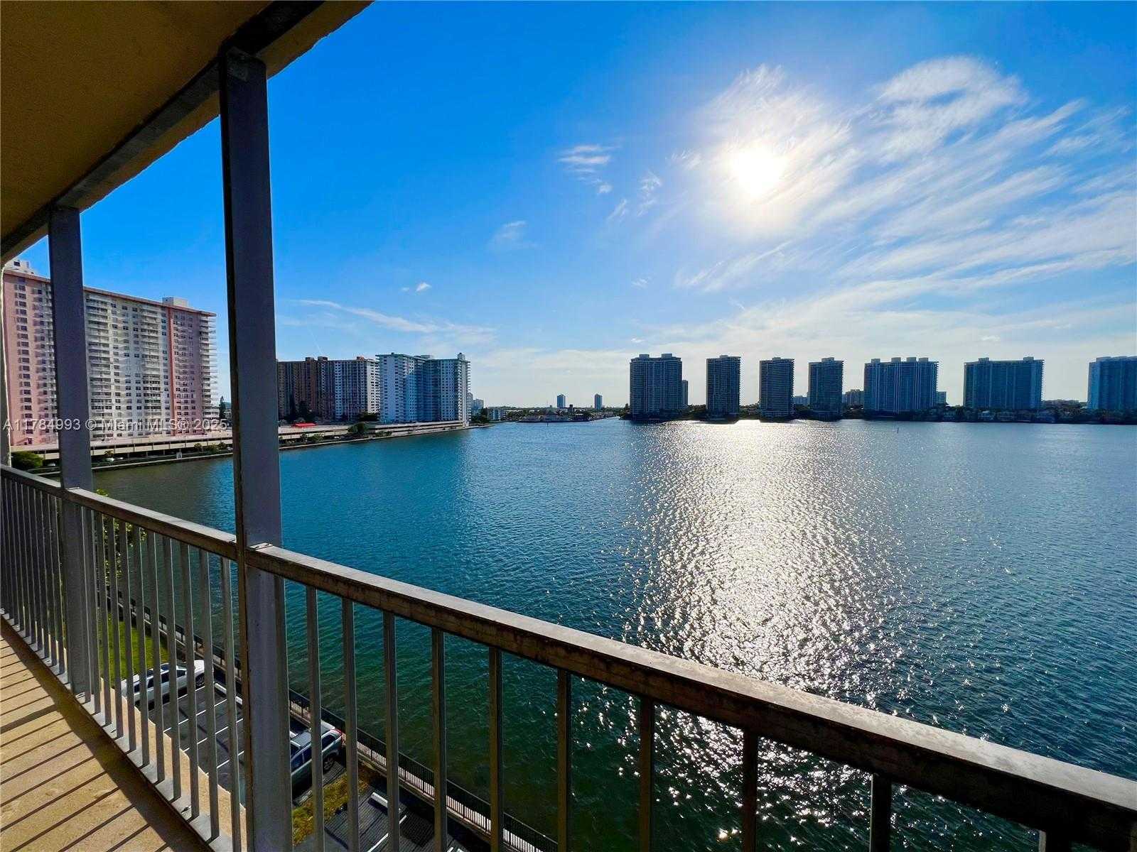 Small Image of 17600 NORTH BAY RD #N701, Sunny Isles Beach Number 2