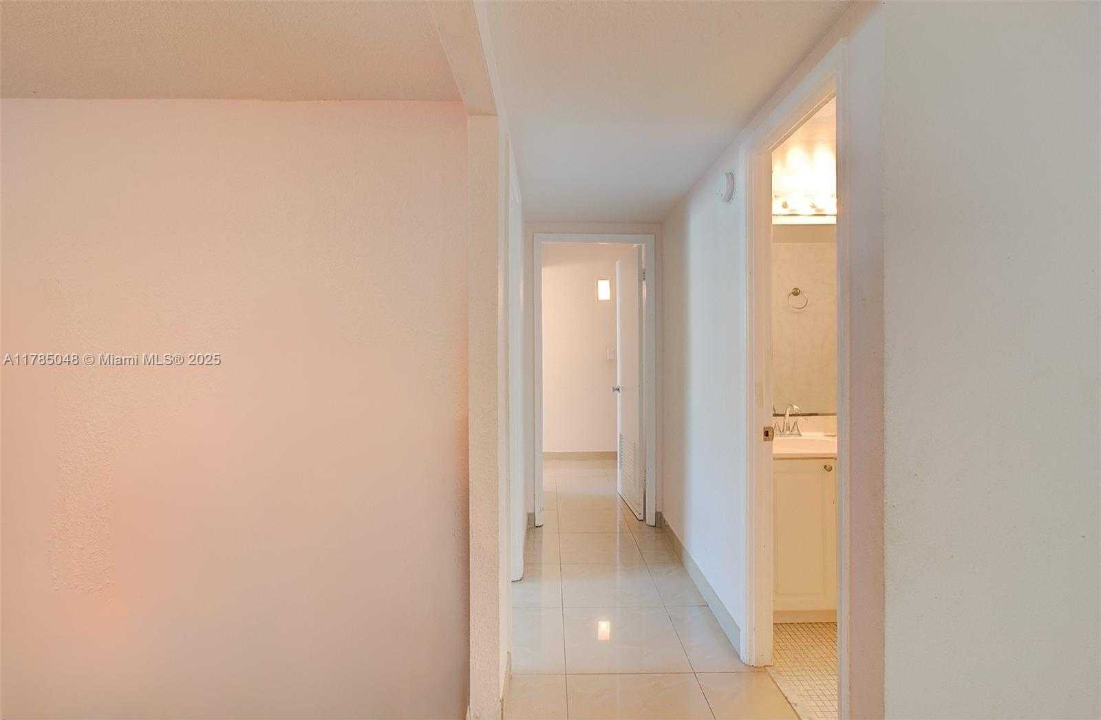 Small Image of 19380 COLLINS AVE #1002, Sunny Isles Beach Number 13