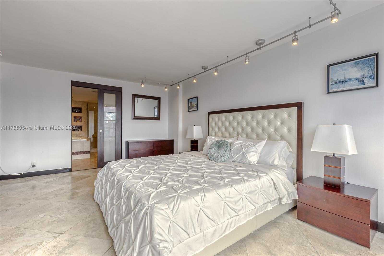 Small Image of 3800 SOUTH OCEAN DRIVE #1606, Hollywood Number 6