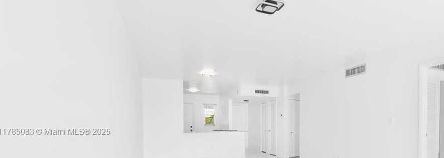 Small Image of 3300 SPANISH MOSS TER #411, Lauderhill Number 10