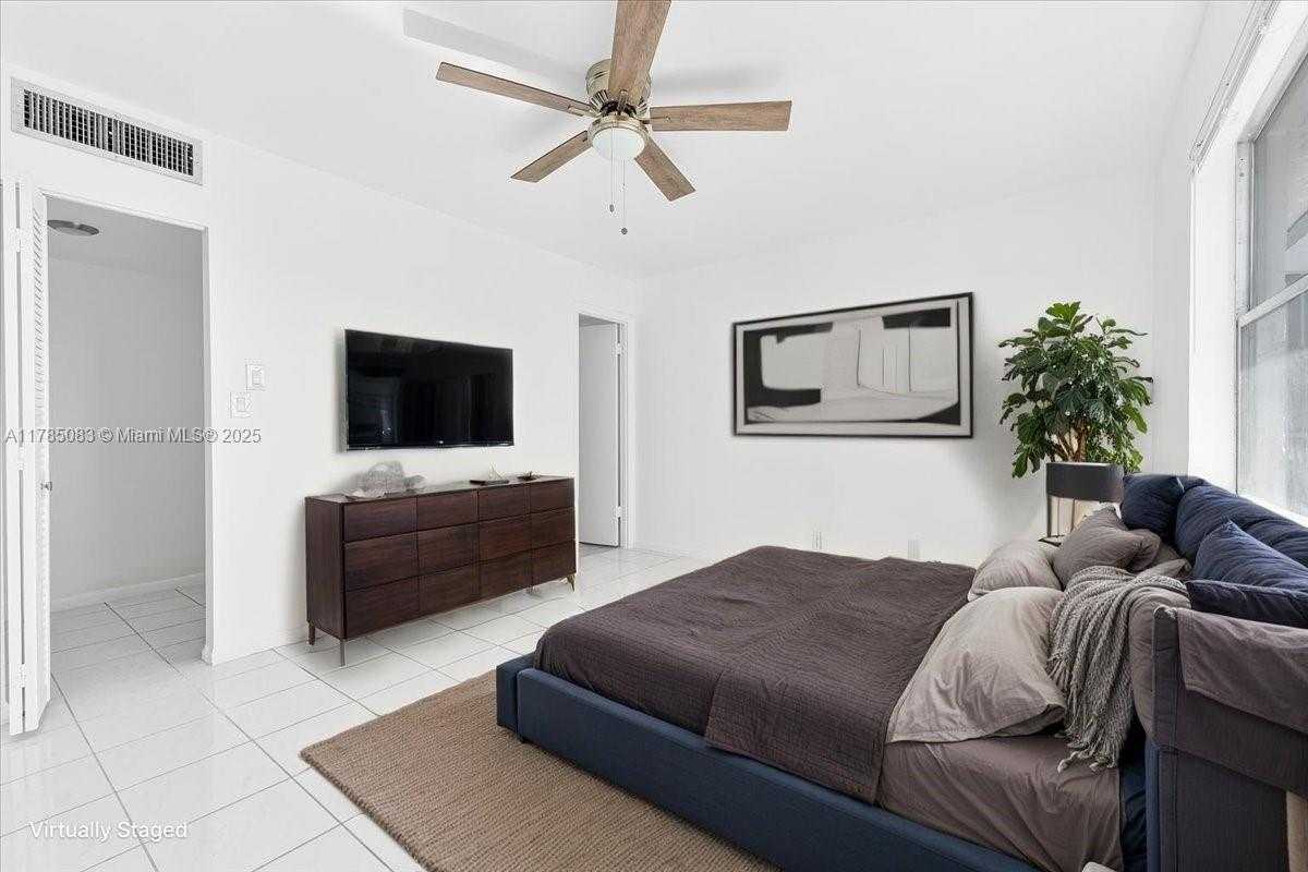 Small Image of 3300 SPANISH MOSS TER #411, Lauderhill Number 20