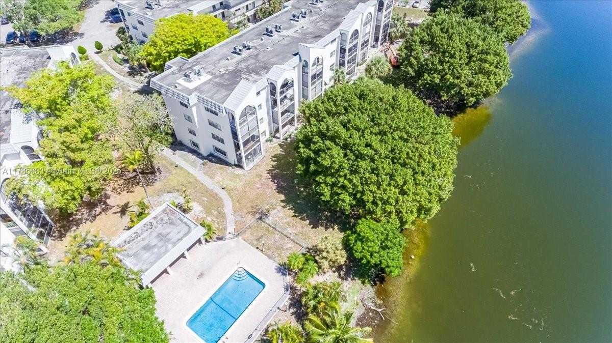 Small Image of 3300 SPANISH MOSS TER #411, Lauderhill Number 29