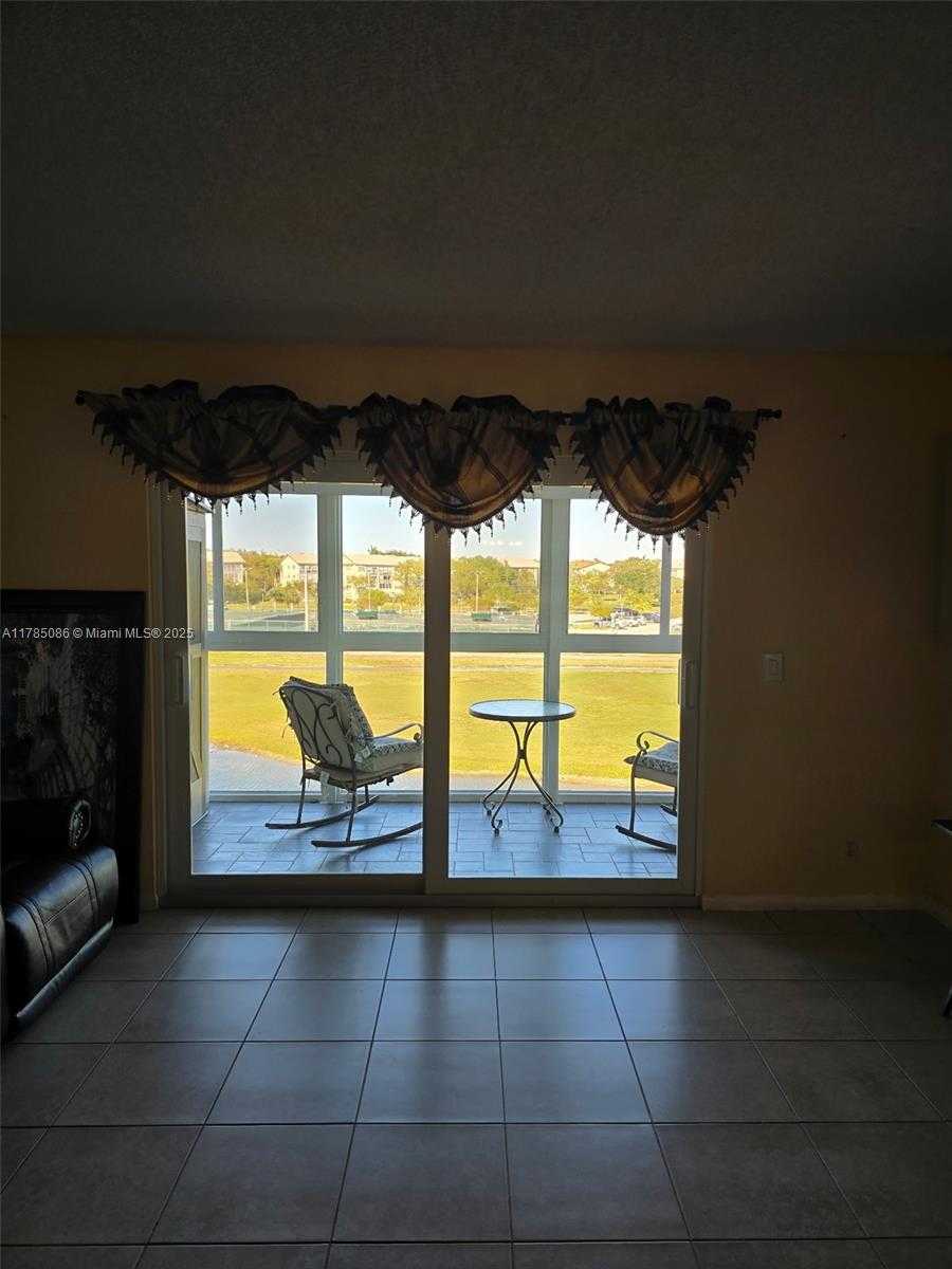 Small Image of 901 SOUTH WEST 128TH TER #407A, Pembroke Pines Number 11