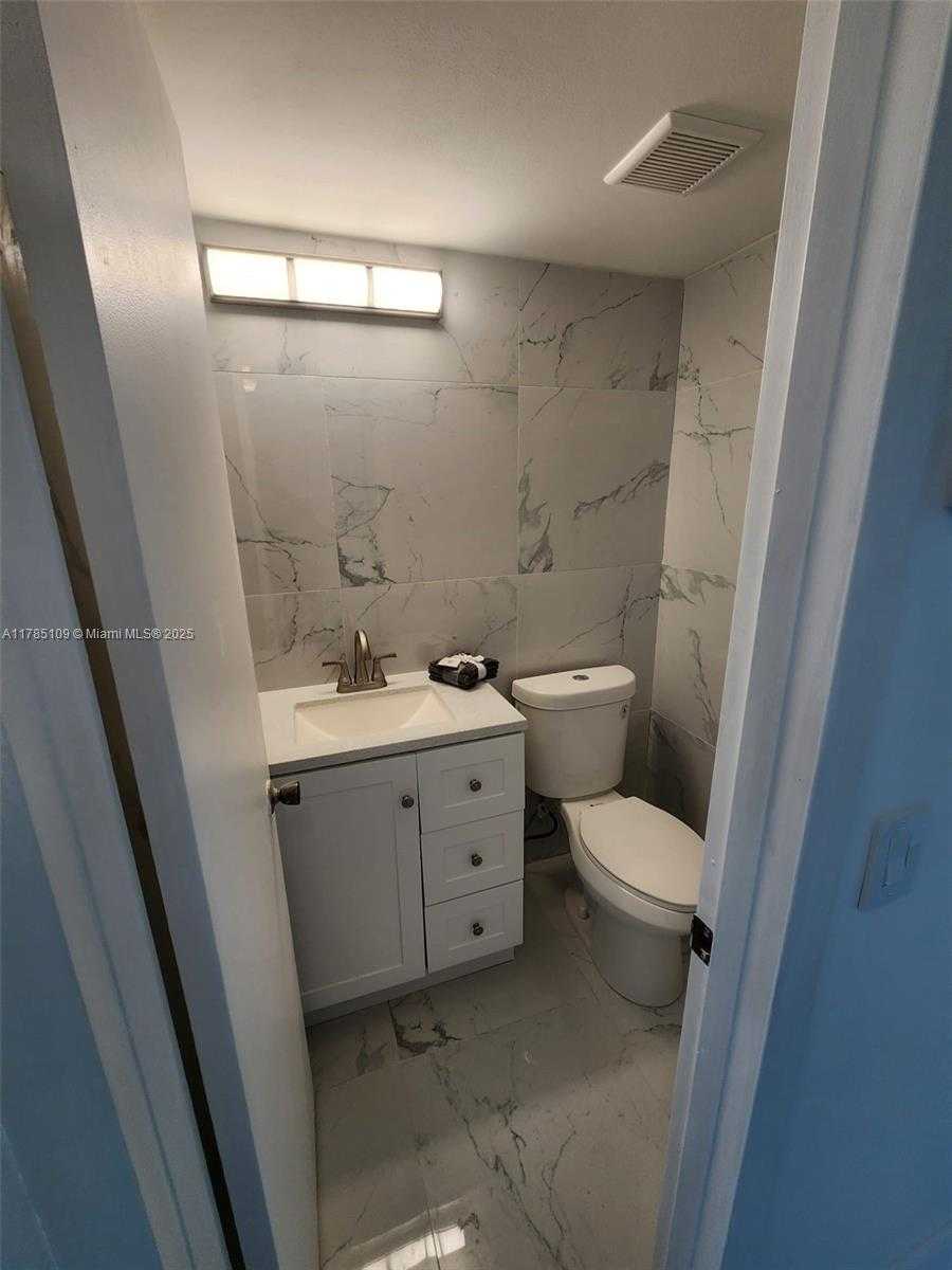 Imagen de Pequeño Objeto