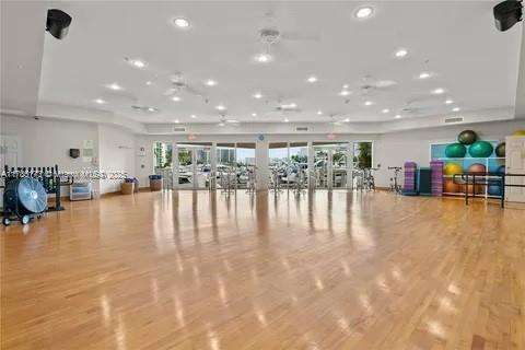 Small Image of 3370 HIDDEN BAY DR #610, Aventura Number 7