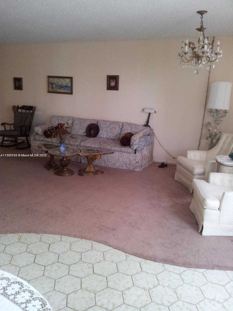Small Image of 250 174TH ST #706, Sunny Isles Beach Number 2