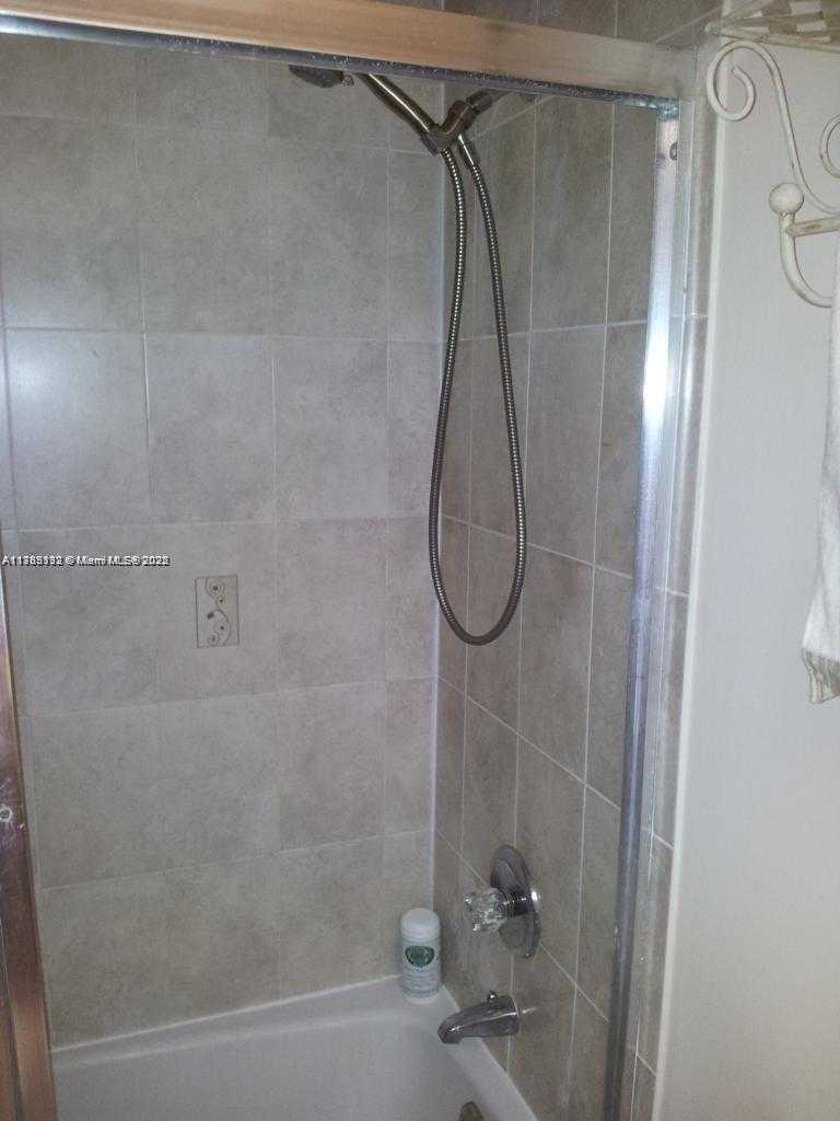 Small Image of 250 174TH ST #706, Sunny Isles Beach Number 6