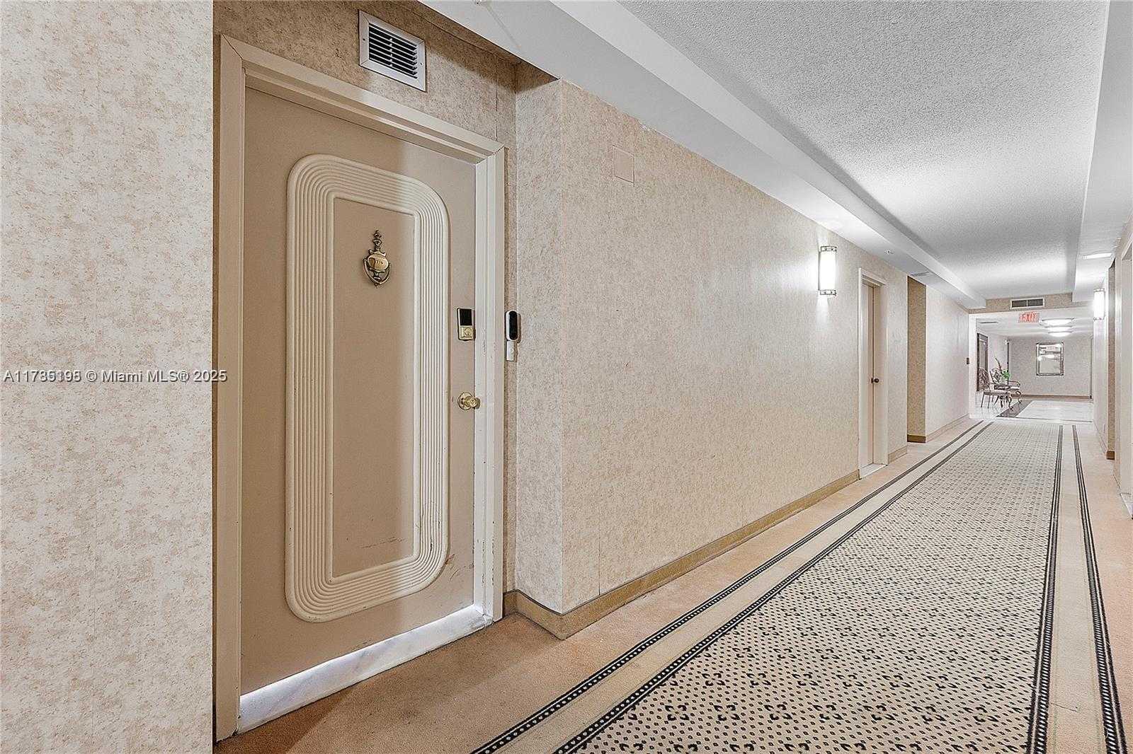 Small Image of 2030 SOUTH OCEAN DR #1716, Hallandale Beach Number 5