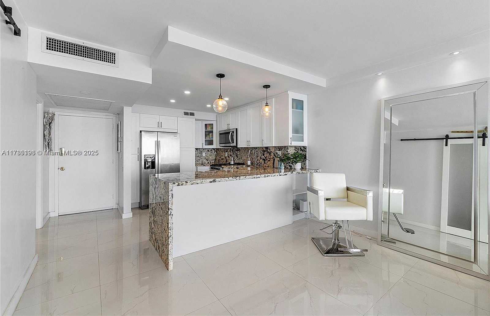 Small Image of 2030 SOUTH OCEAN DR #1716, Hallandale Beach Number 6