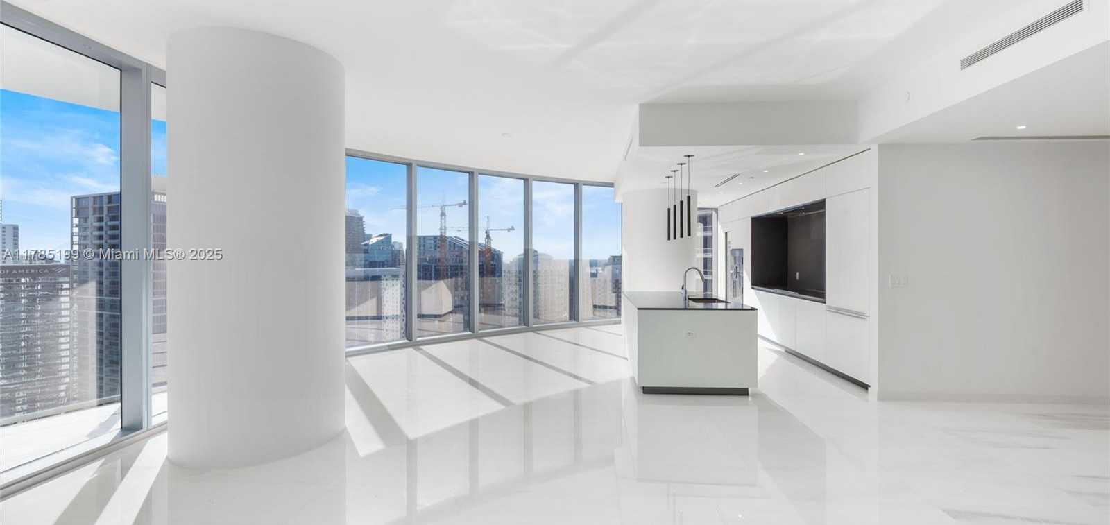 Small Image of 300 BISCAYNE BLVD WAY #4207, Miami Number 11