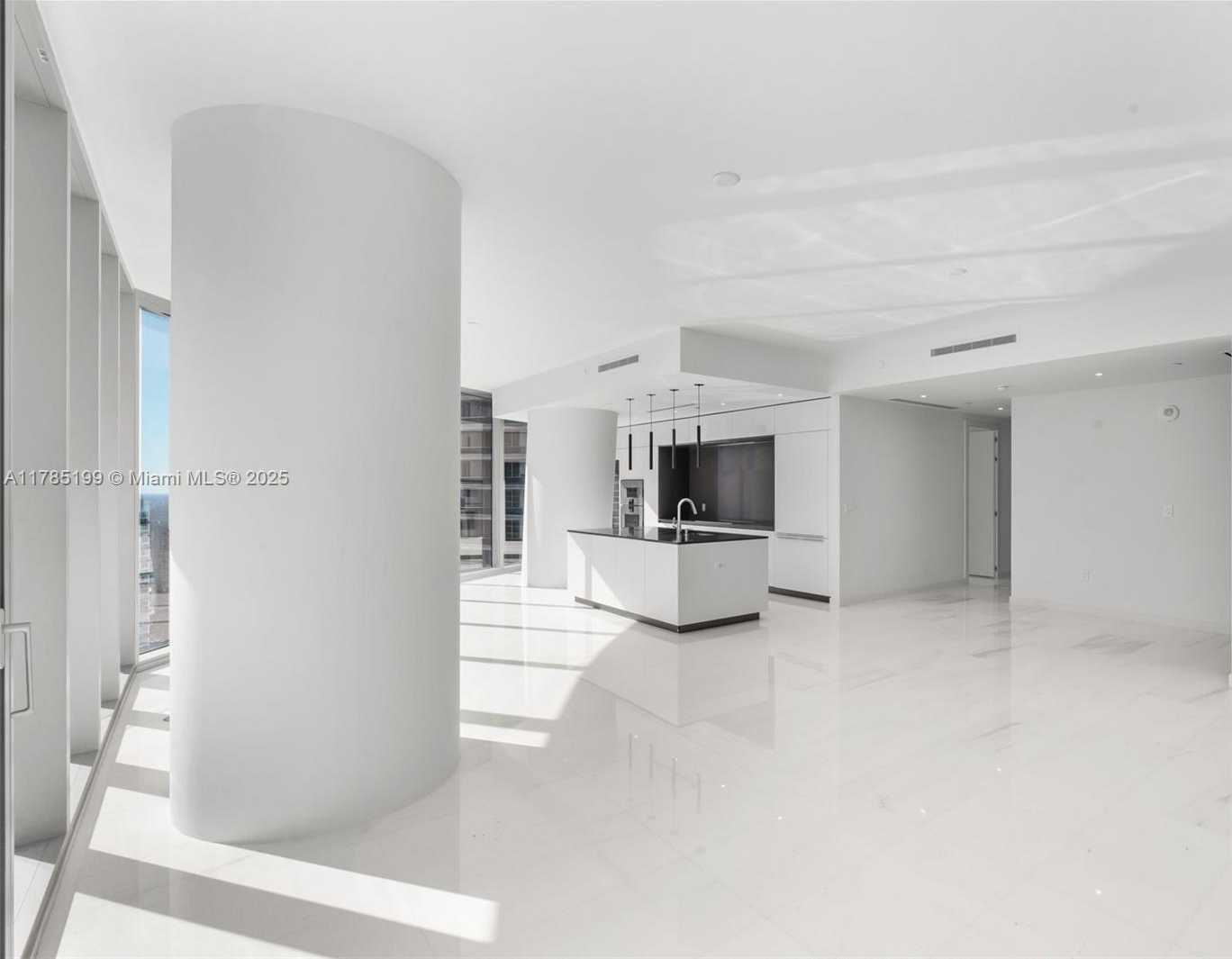 Small Image of 300 BISCAYNE BLVD WAY #4207, Miami Number 12