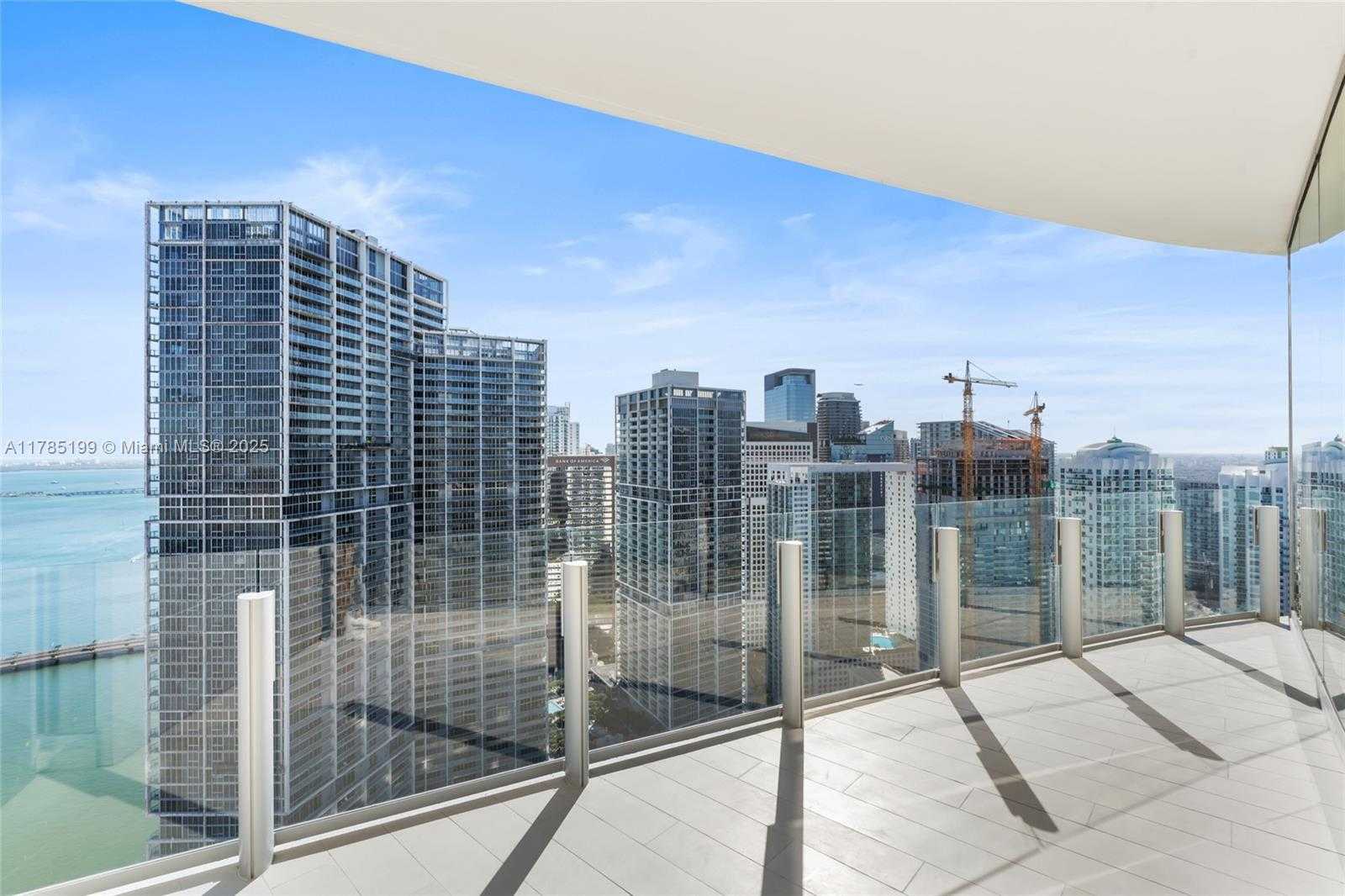 Small Image of 300 BISCAYNE BLVD WAY #4207, Miami Number 44