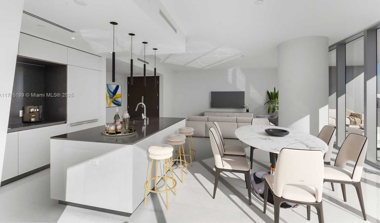 Small Image of 300 BISCAYNE BLVD WAY #4207, Miami Number 8