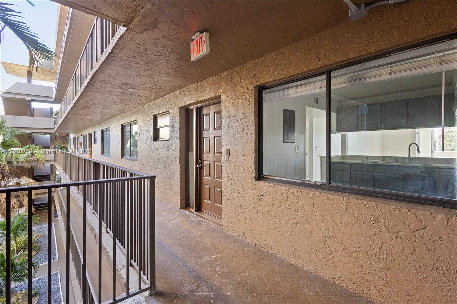 Small Image of 8020 HAMPTON BLVD #304, North Lauderdale Number 15