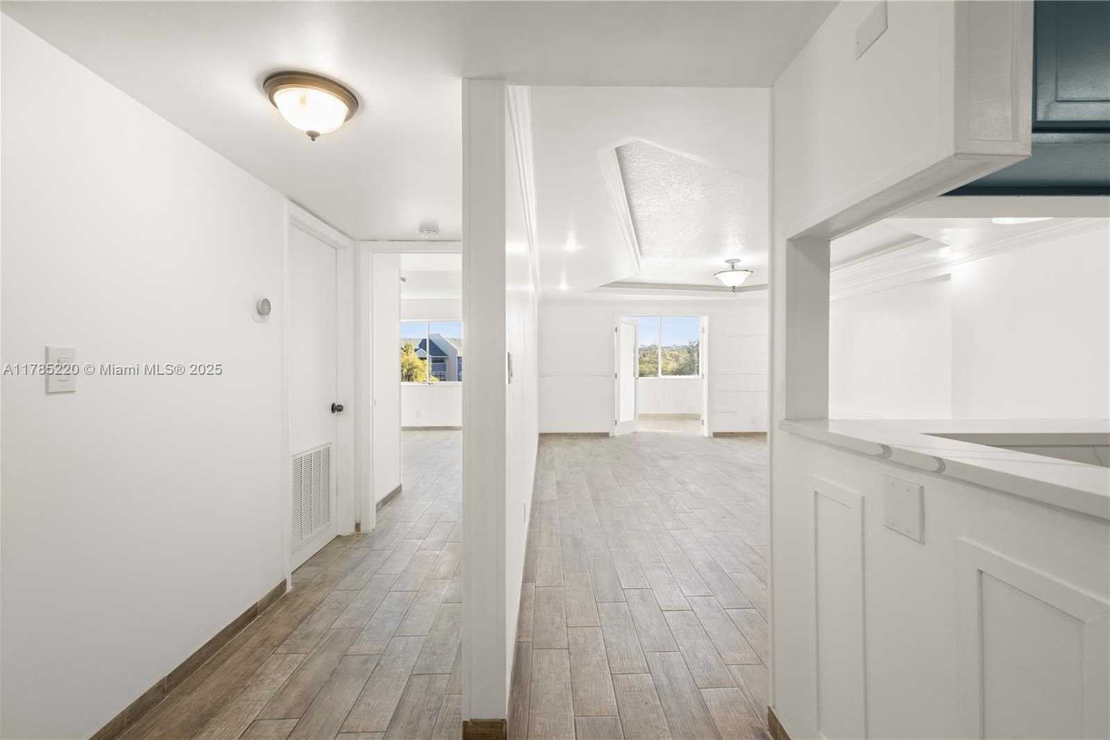 Small Image of 8020 HAMPTON BLVD #304, North Lauderdale Number 6