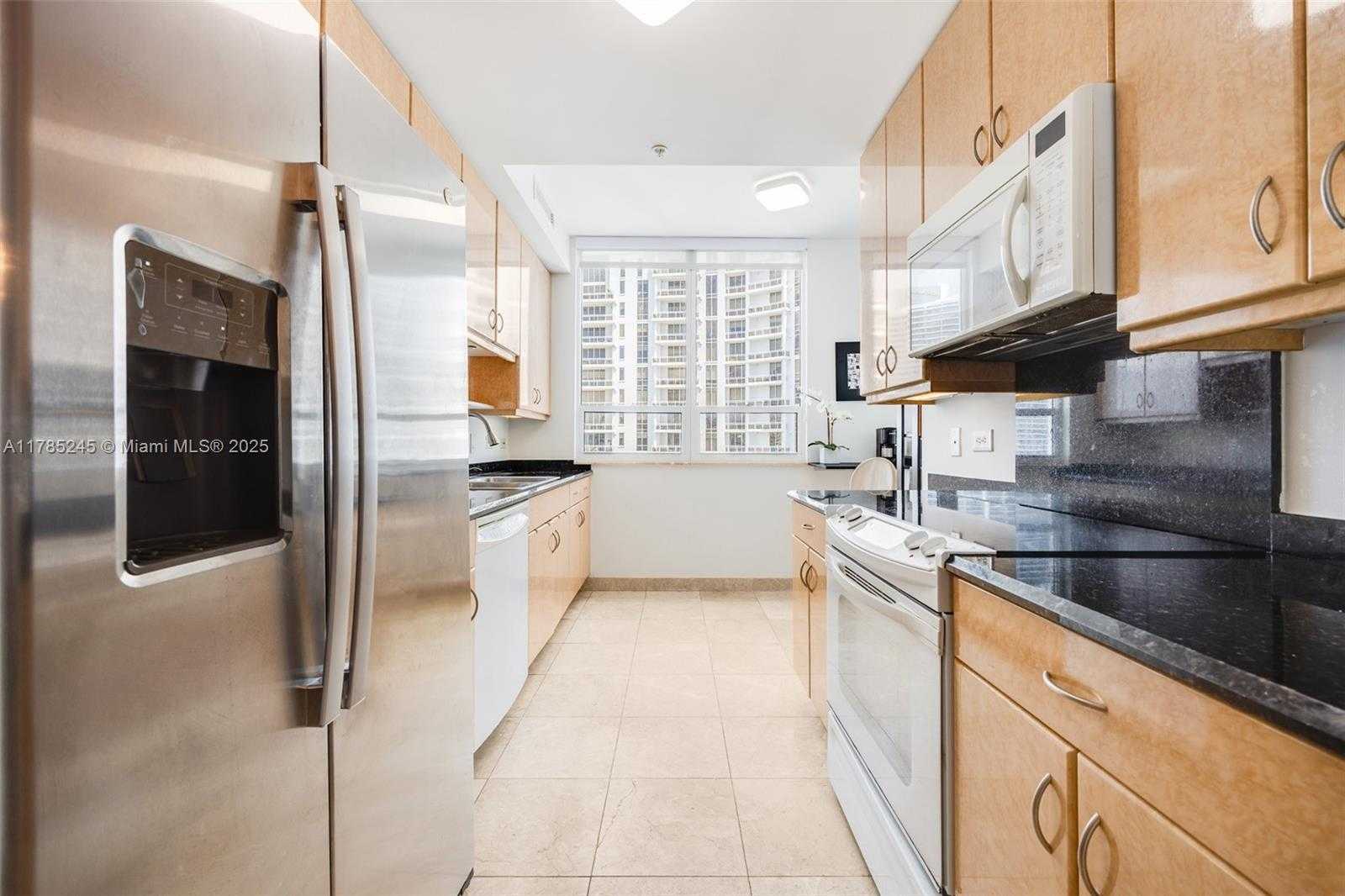 Small Image of 801 BRICKELL KEY BLVD #3010, Miami Number 12