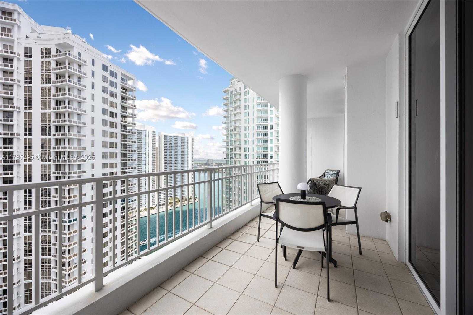 Small Image of 801 BRICKELL KEY BLVD #3010, Miami Number 14
