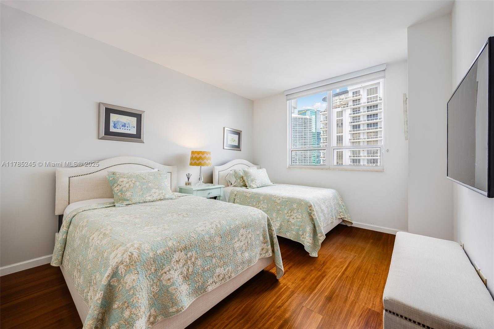 Small Image of 801 BRICKELL KEY BLVD #3010, Miami Number 8