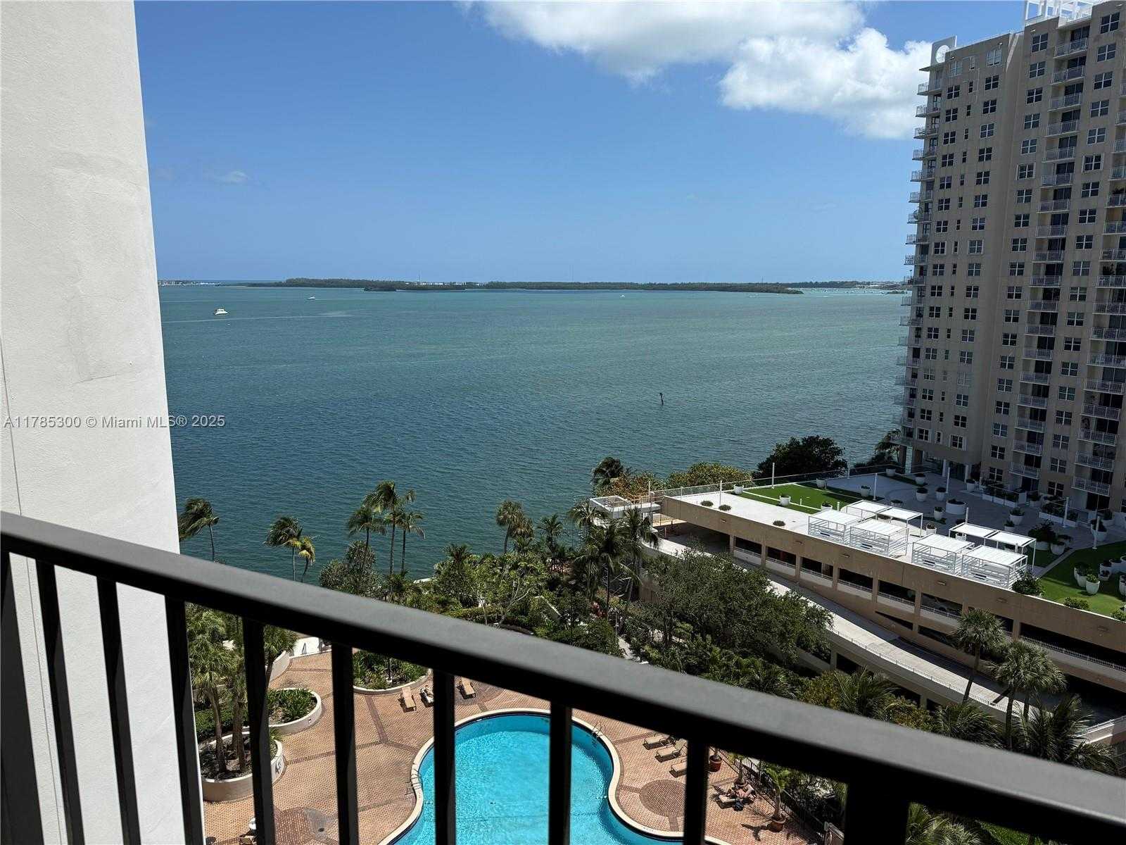 Small Image of 520 BRICKELL KEY DR #A1211, Miami Number 2