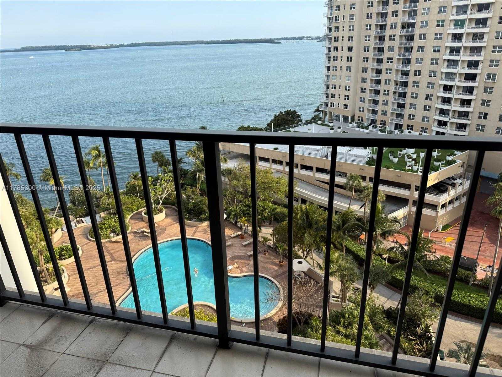 Small Image of 520 BRICKELL KEY DR #A1211, Miami Number 6