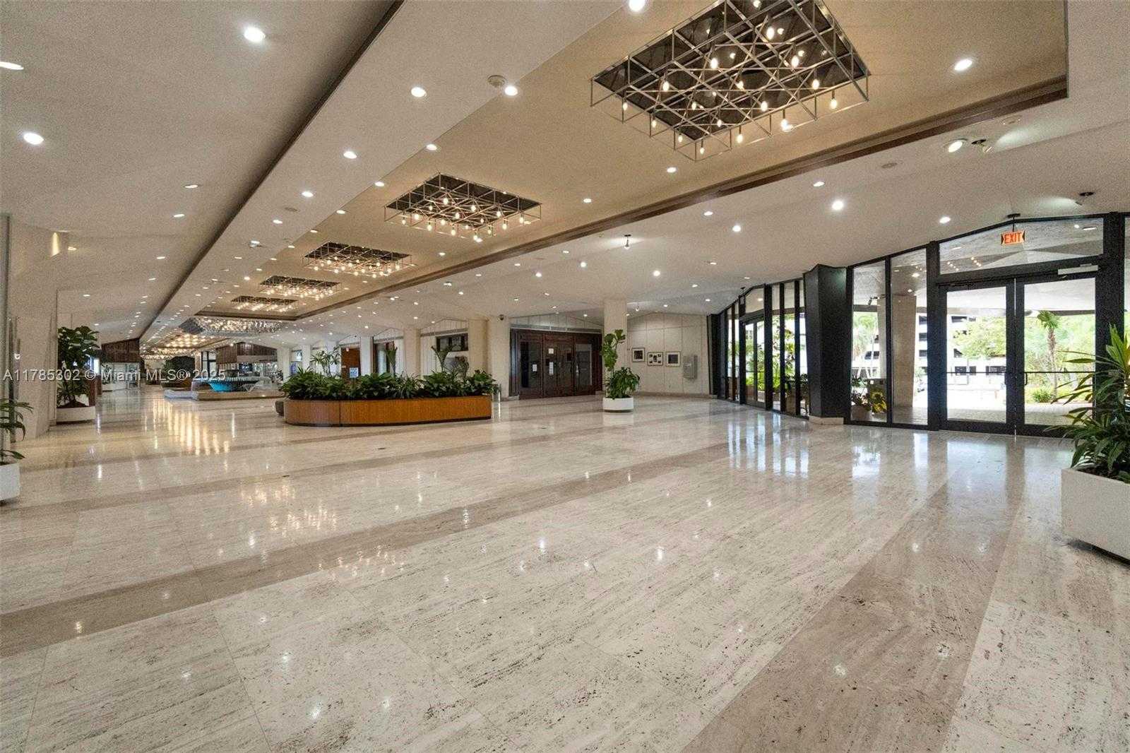 Small Image of 801 BRICKELL BAY DR #361, Miami Number 6