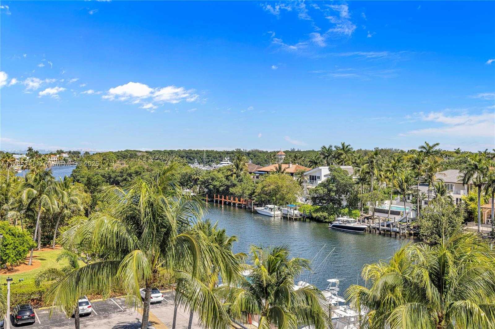 Small Image of 90 EDGEWATER DR #624, Coral Gables Number 3