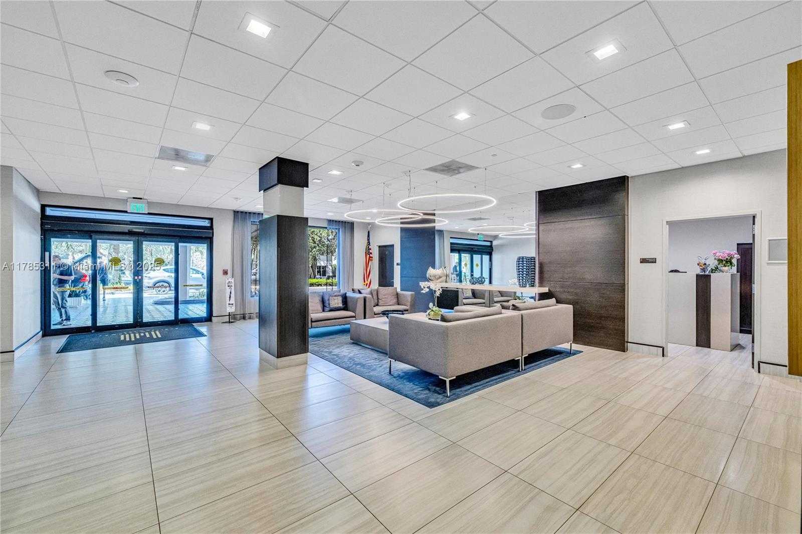 Small Image of 90 EDGEWATER DR #624, Coral Gables Number 58