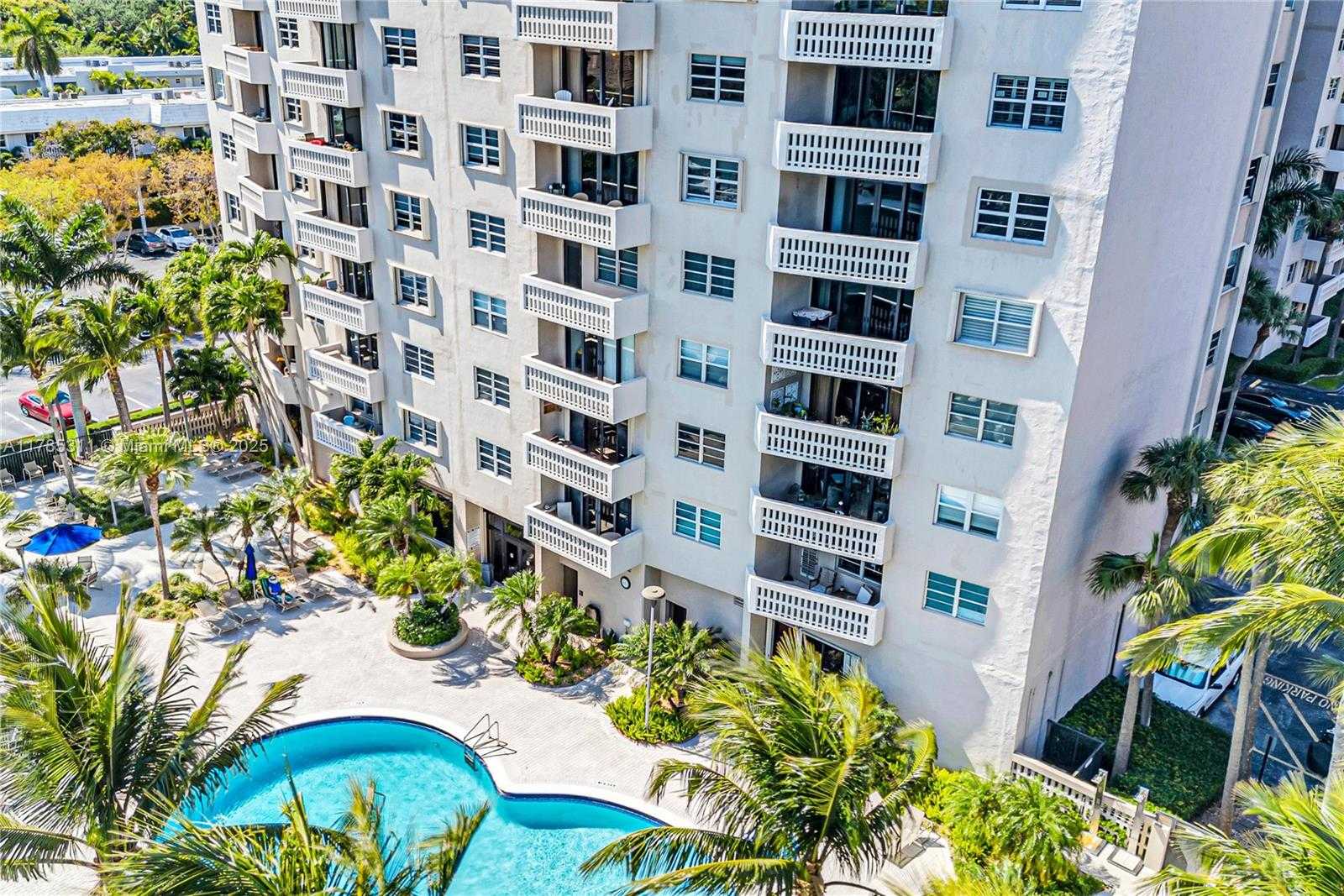 Small Image of 90 EDGEWATER DR #624, Coral Gables Number 70