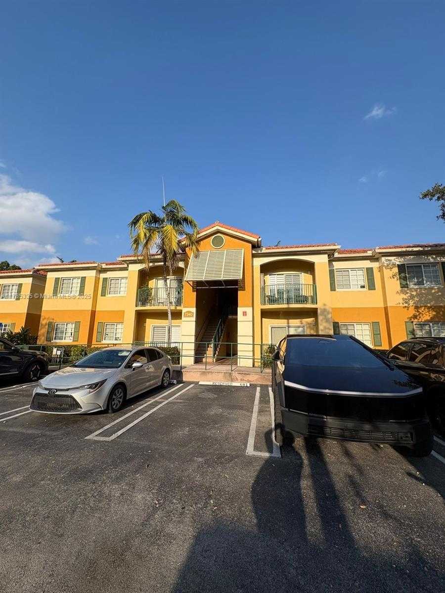 Small Image of 7340 NORTH WEST 114TH AVE #201, Doral Number 10
