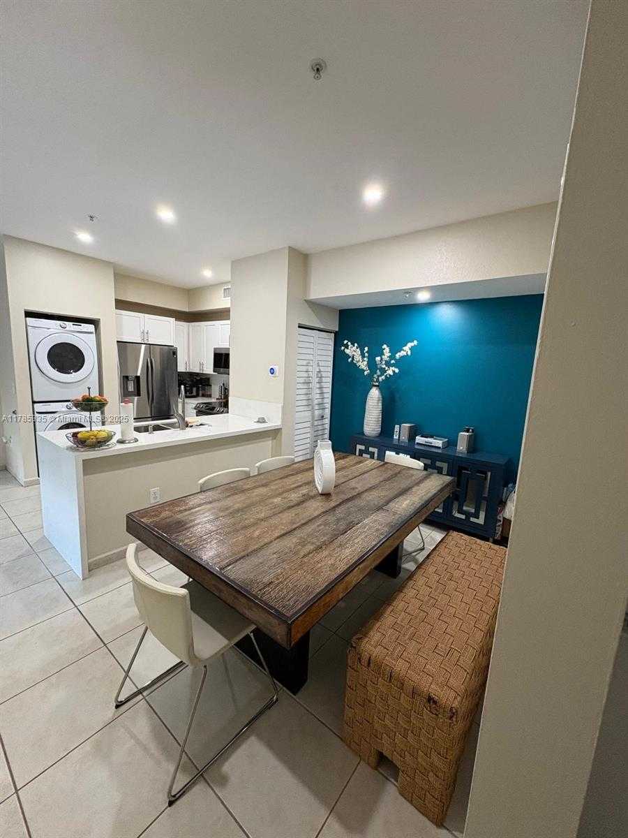 Small Image of 7340 NORTH WEST 114TH AVE #201, Doral Number 2