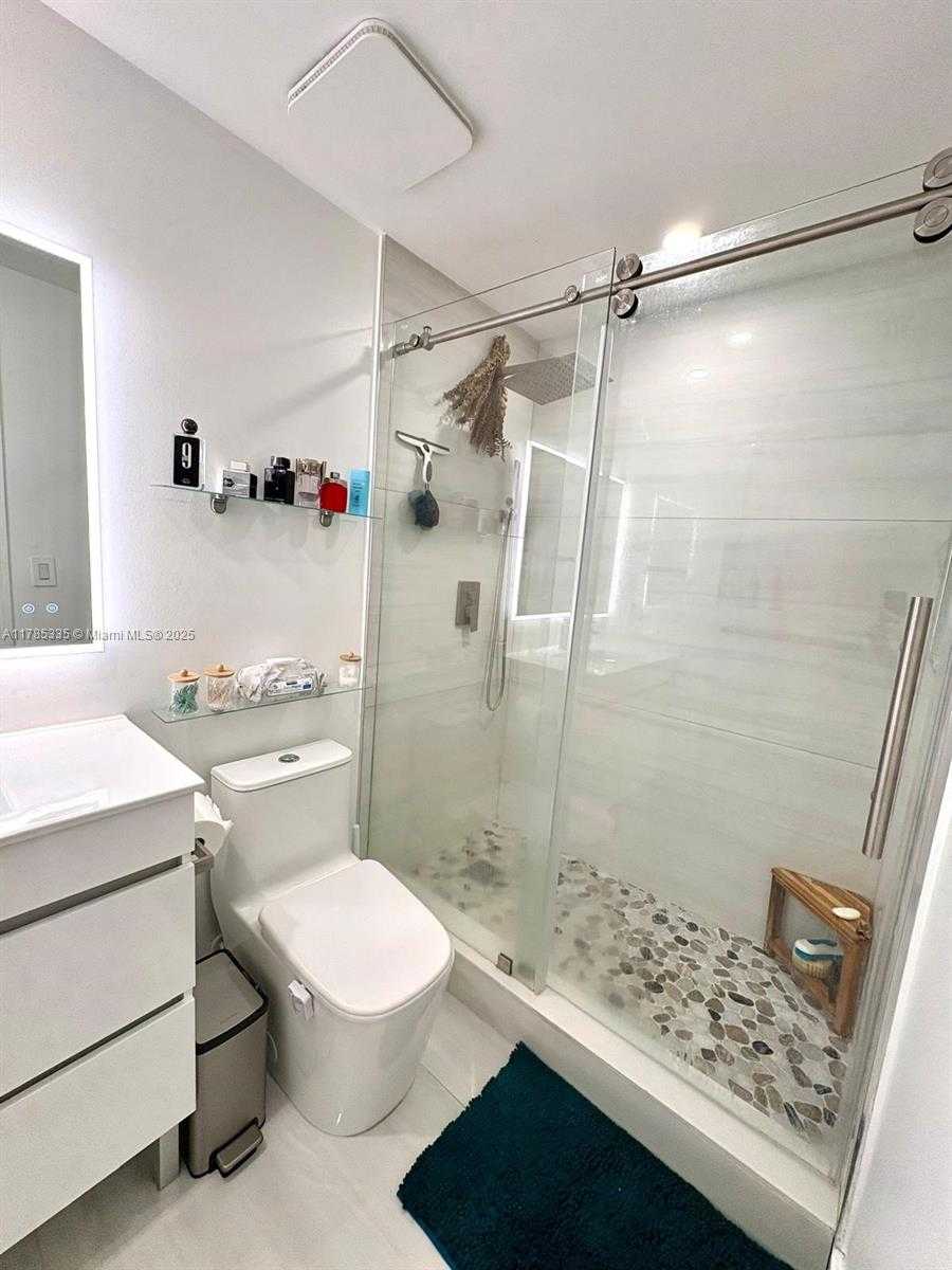 Small Image of 7340 NORTH WEST 114TH AVE #201, Doral Number 7