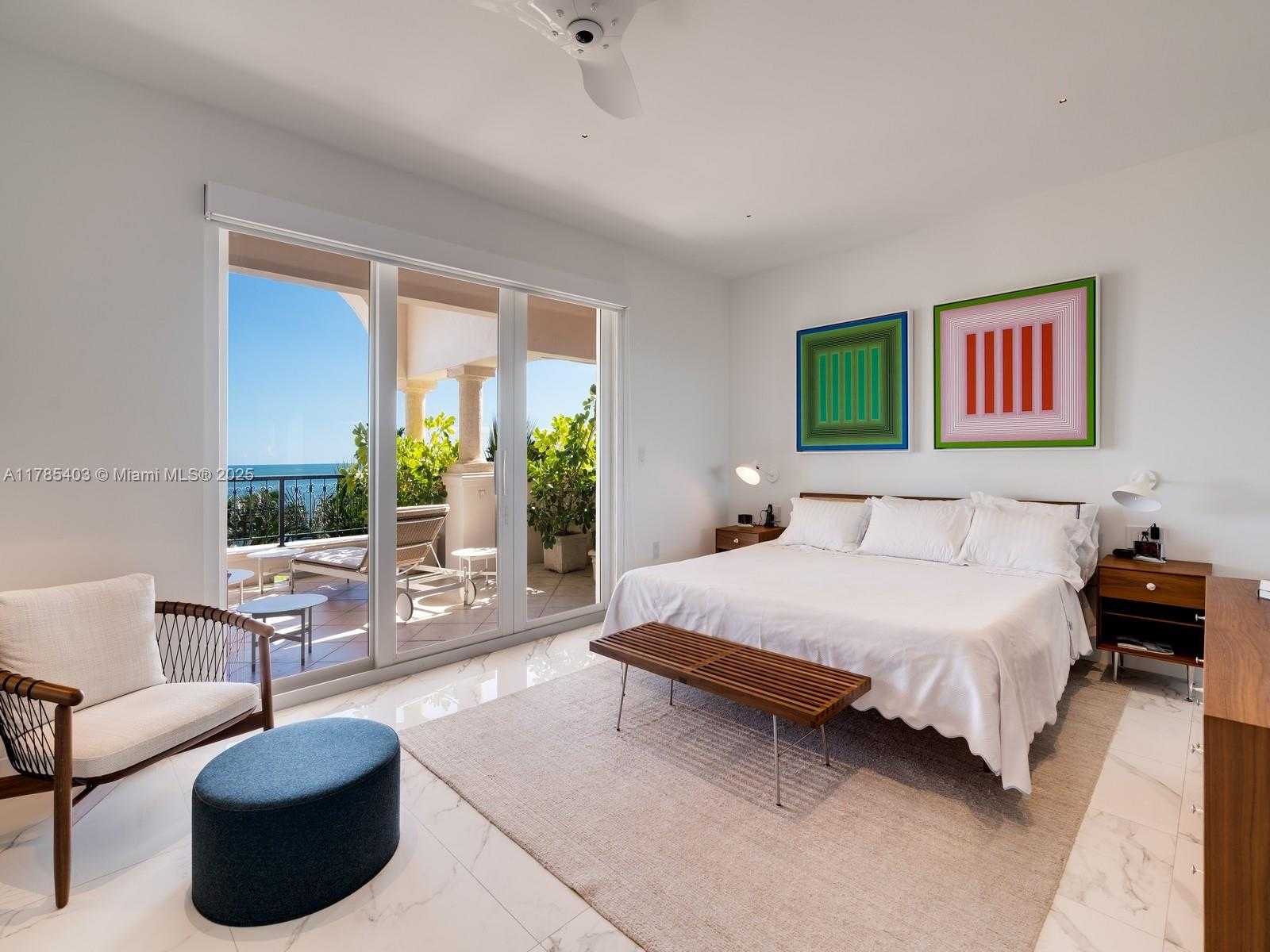 Small Image of 19152 FISHER ISLAND DR #19152, Miami Beach Number 11