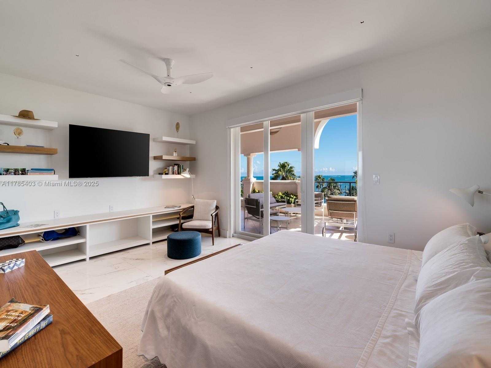 Small Image of 19152 FISHER ISLAND DR #19152, Miami Beach Number 12