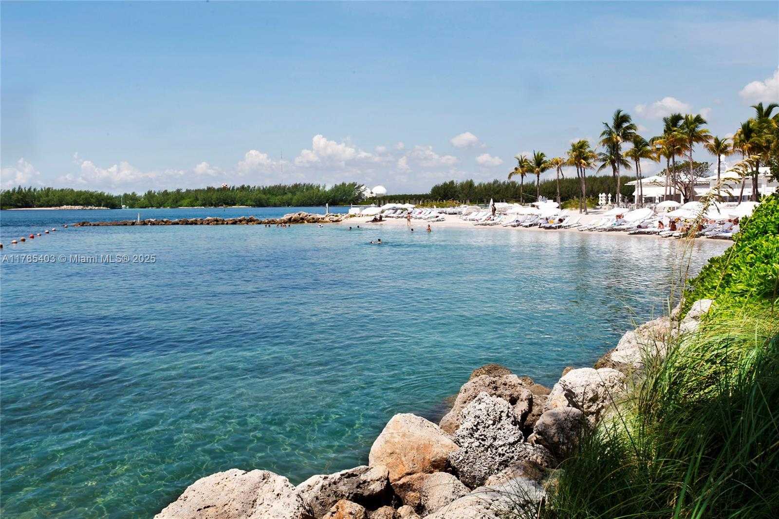 Small Image of 19152 FISHER ISLAND DR #19152, Miami Beach Number 36