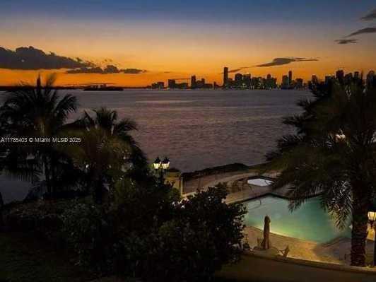 Small Image of 19152 FISHER ISLAND DR #19152, Miami Beach Number 42