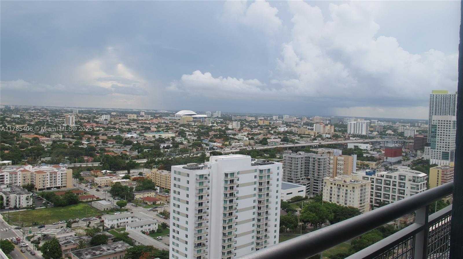 Small Image of 60 SOUTH WEST 13TH ST #2609, Miami Number 8