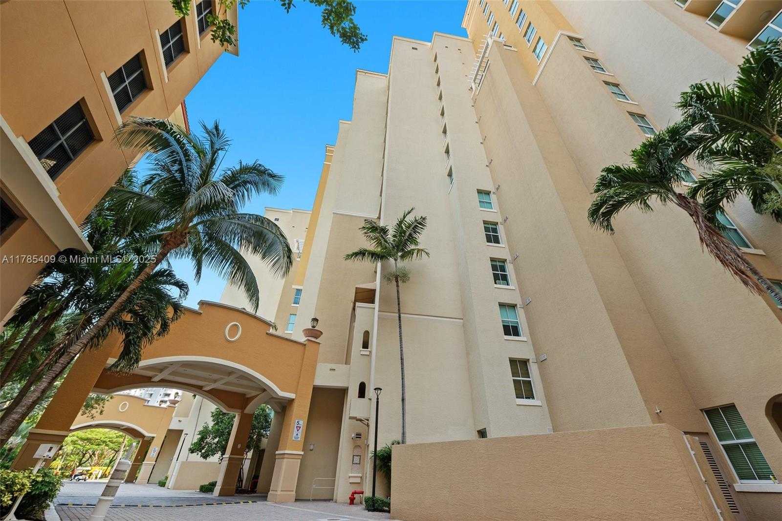 Small Image of 3340 NORTH EAST 190TH ST #504, Aventura Number 2