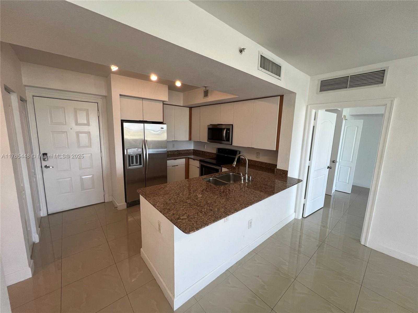 Small Image of 1830 RADIUS DR #909, Hollywood Number 2