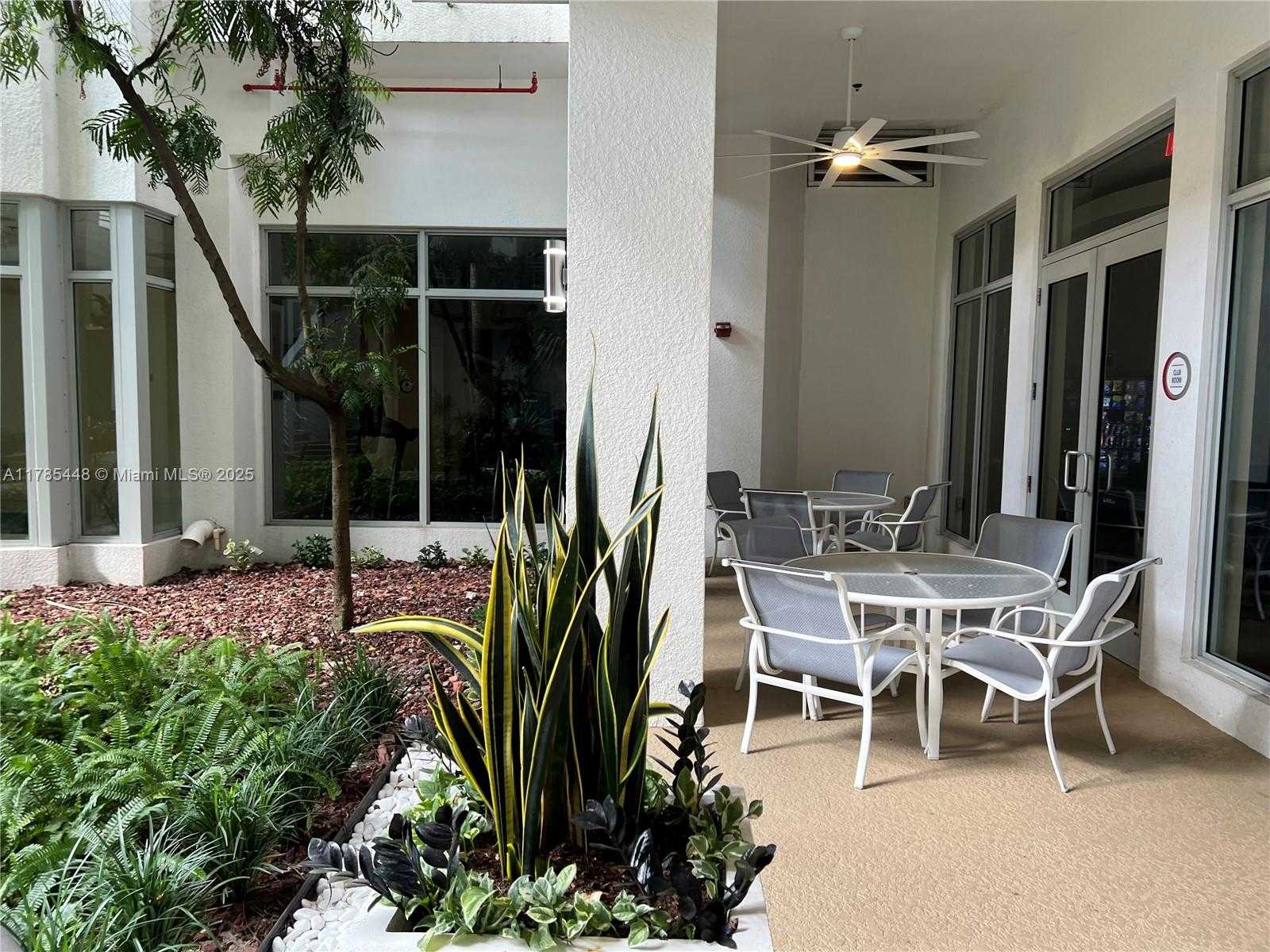 Small Image of 1830 RADIUS DR #909, Hollywood Number 21