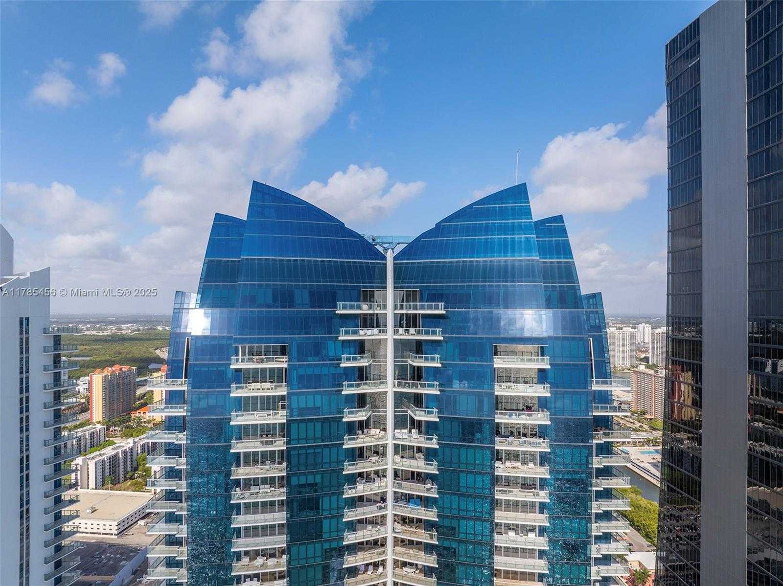 Small Image of 17121 COLLINS AVE #PH4806, Sunny Isles Beach Number 2