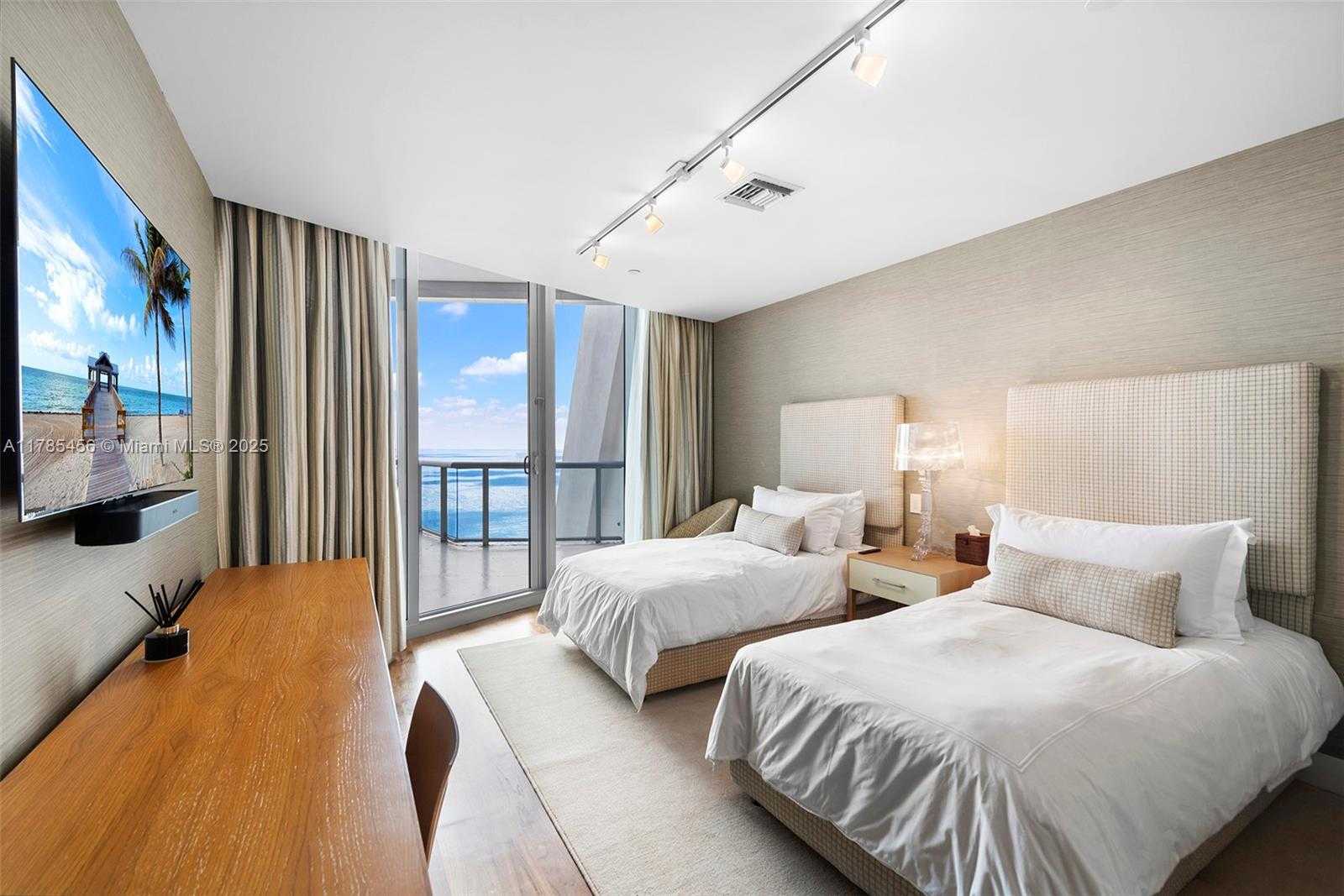 Small Image of 17121 COLLINS AVE #PH4806, Sunny Isles Beach Number 26