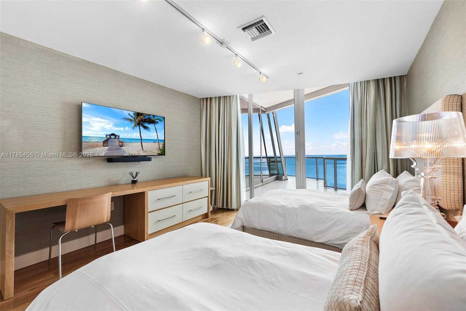 Small Image of 17121 COLLINS AVE #PH4806, Sunny Isles Beach Number 27
