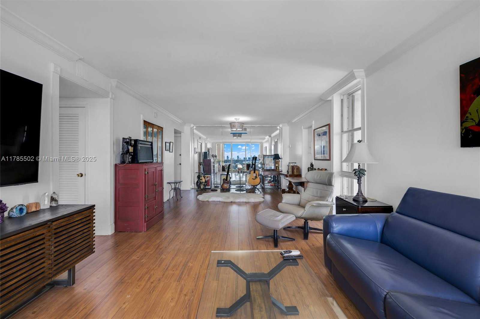Small Image of 1865 NE 79th St, Miami, FL 33138, USA Number 15