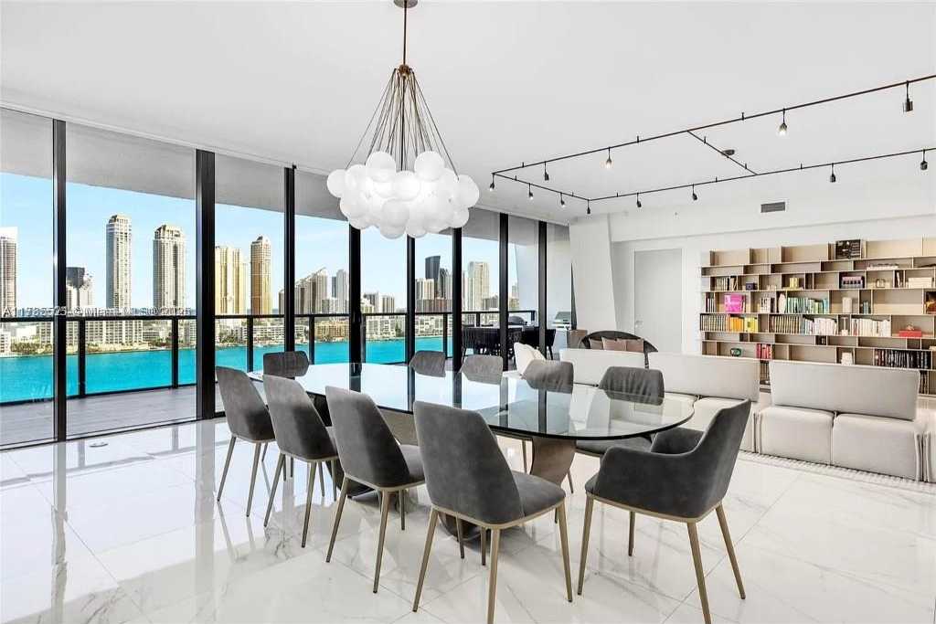 Small Image of 5000 ISLAND ESTATES DR #1208, Aventura Number 11