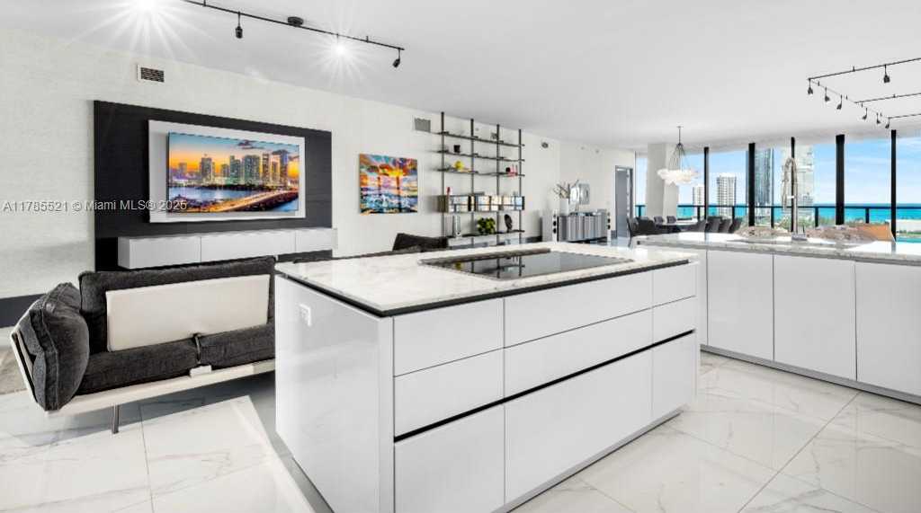 Small Image of 5000 ISLAND ESTATES DR #1208, Aventura Number 14