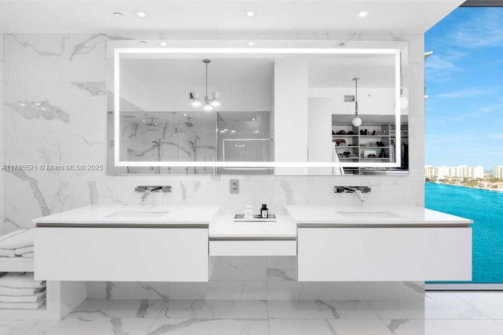 Small Image of 5000 ISLAND ESTATES DR #1208, Aventura Number 23