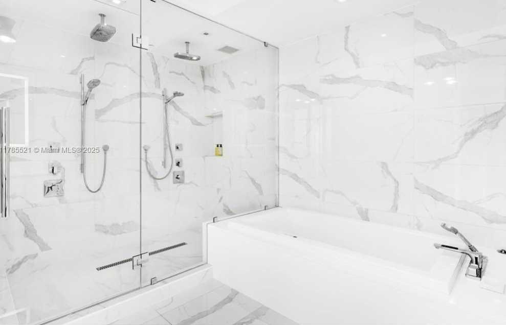Small Image of 5000 ISLAND ESTATES DR #1208, Aventura Number 25
