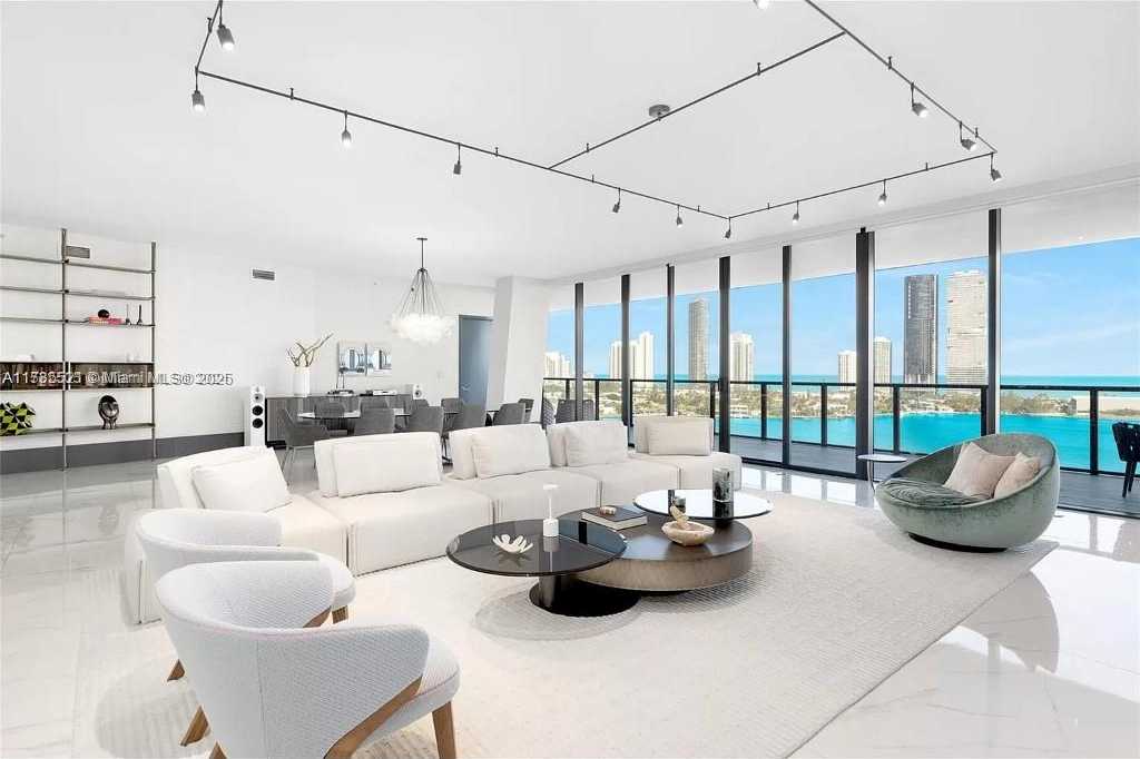 Small Image of 5000 ISLAND ESTATES DR #1208, Aventura Number 3