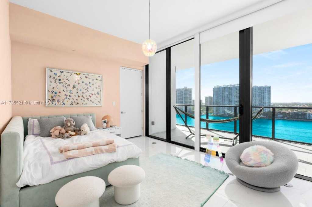 Small Image of 5000 ISLAND ESTATES DR #1208, Aventura Number 34